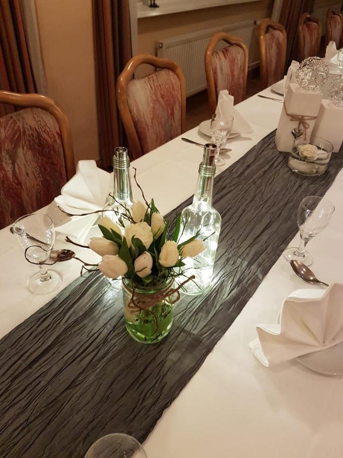 דמין Hotel Trebeltal מראה חיצוני תמונה