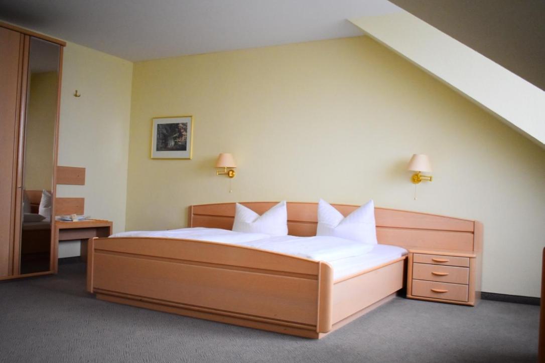 דמין Hotel Trebeltal מראה חיצוני תמונה
